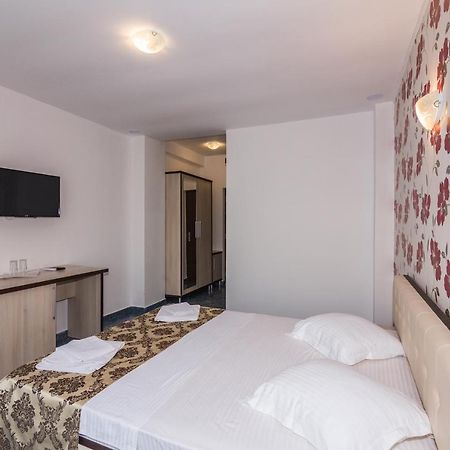 Hotel Lucas à Costinesti Extérieur photo